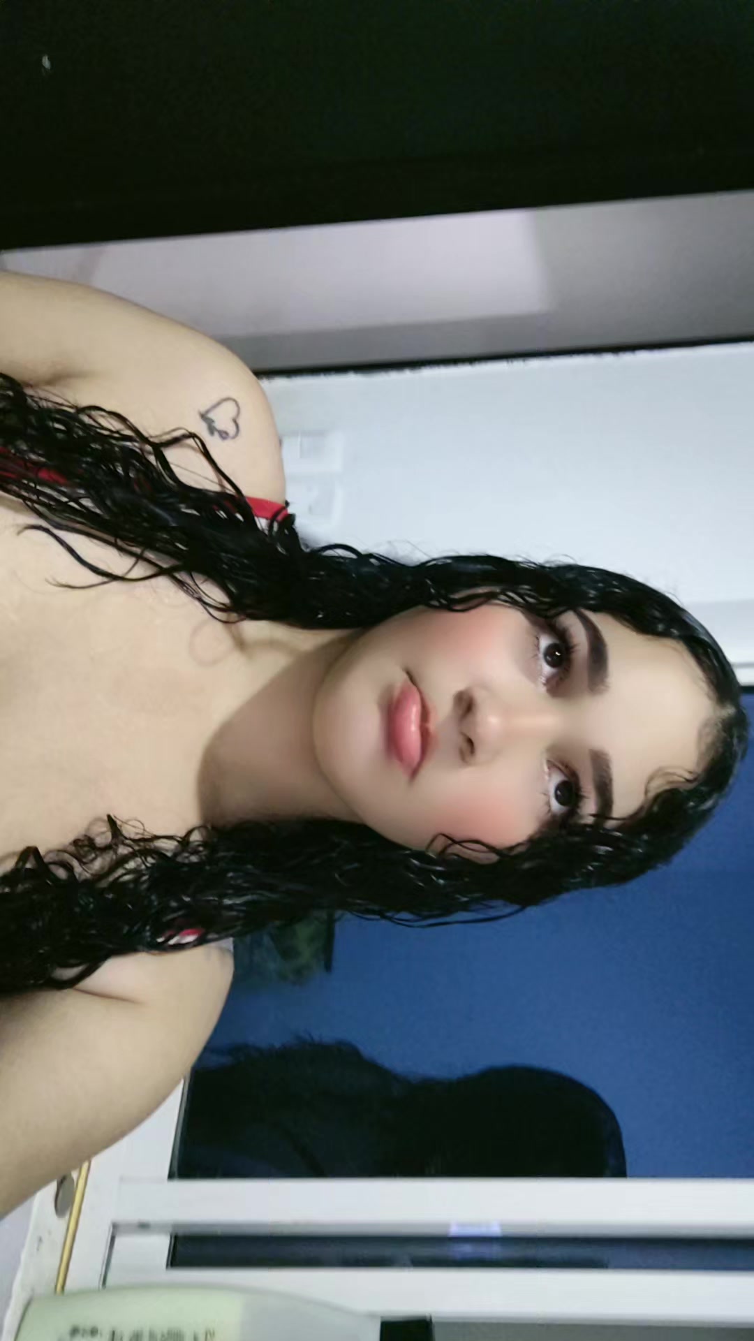 @Vale 🦋