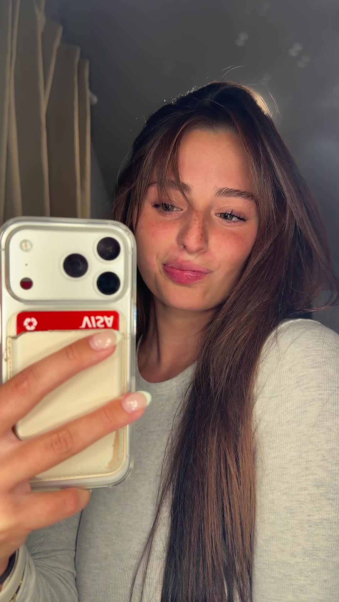 @cairaaa