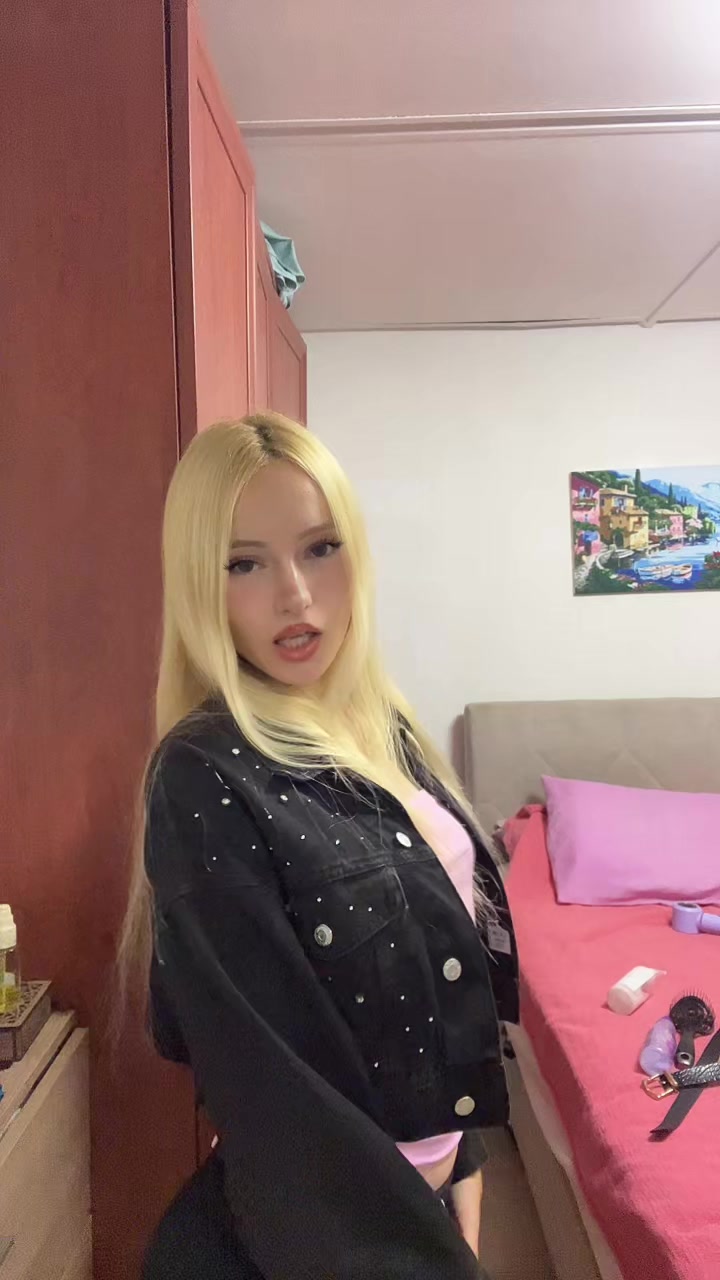 @Ayşenur
