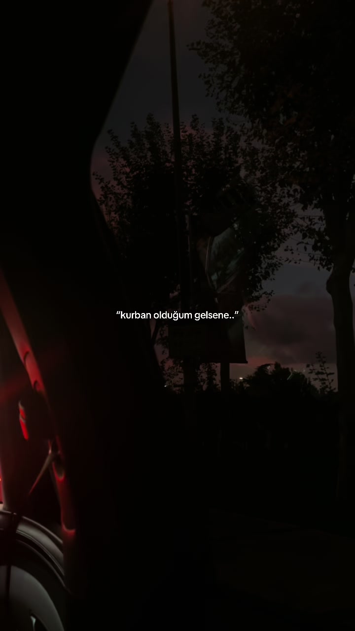 @ℰ