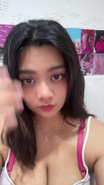 @Hello its me Tyara