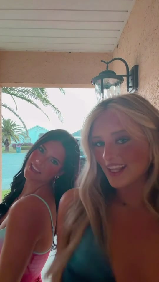 @Raelyn🌴🥥