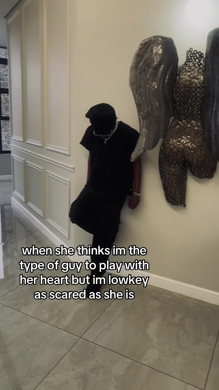 @theos_favm