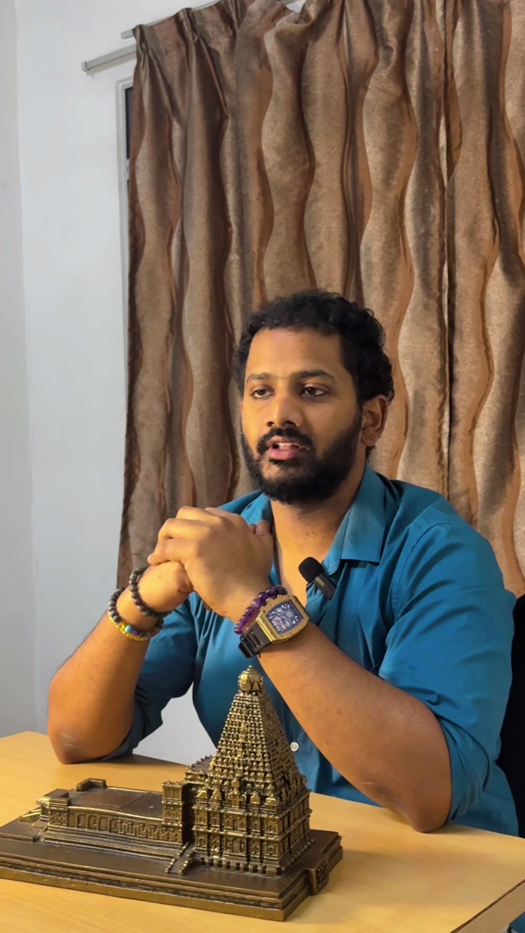 @Dr. Vinnith Pullavarayar