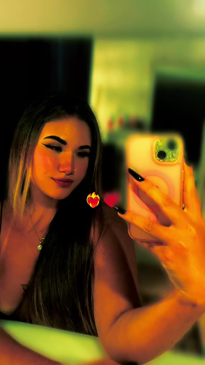@Lorena flames🔥