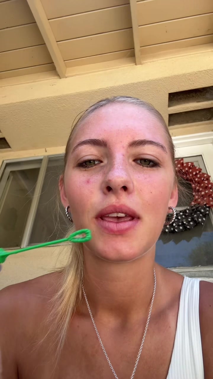 @jusablonde