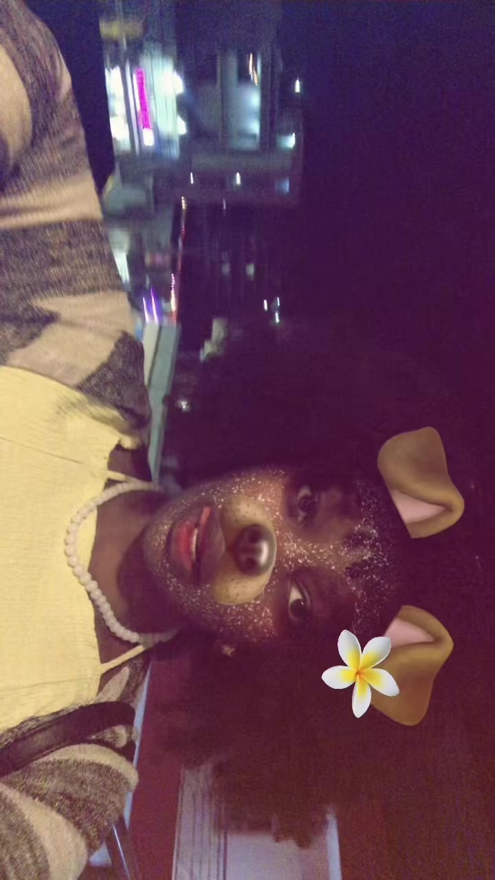 @ADAMS💋👅