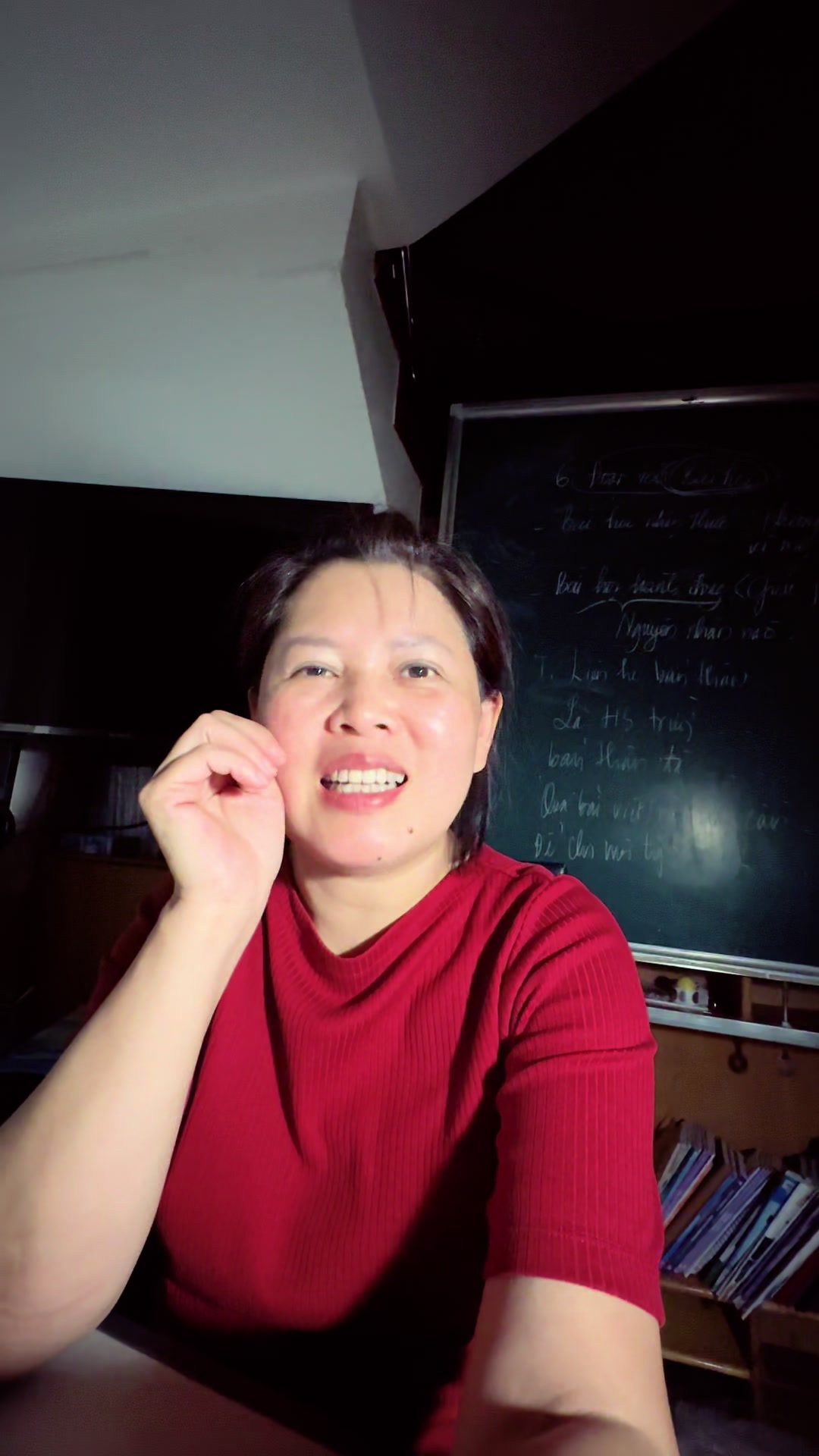 @C&ocirc; Huyền Ngữ Văn