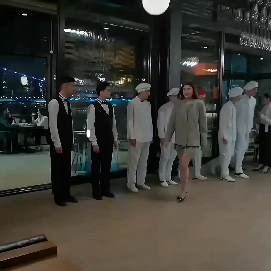 @𝑪𝑹𝑨𝒁𝒀_𝑲𝑰𝑵𝑮#