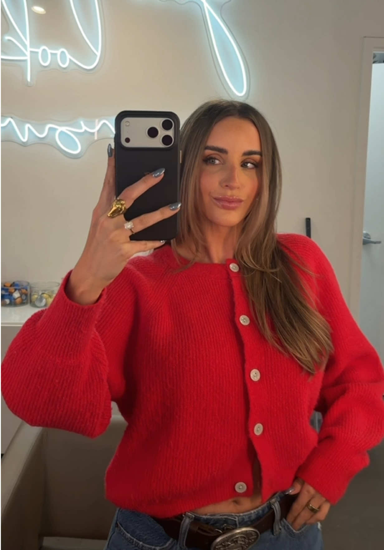 @victoriaswilcox