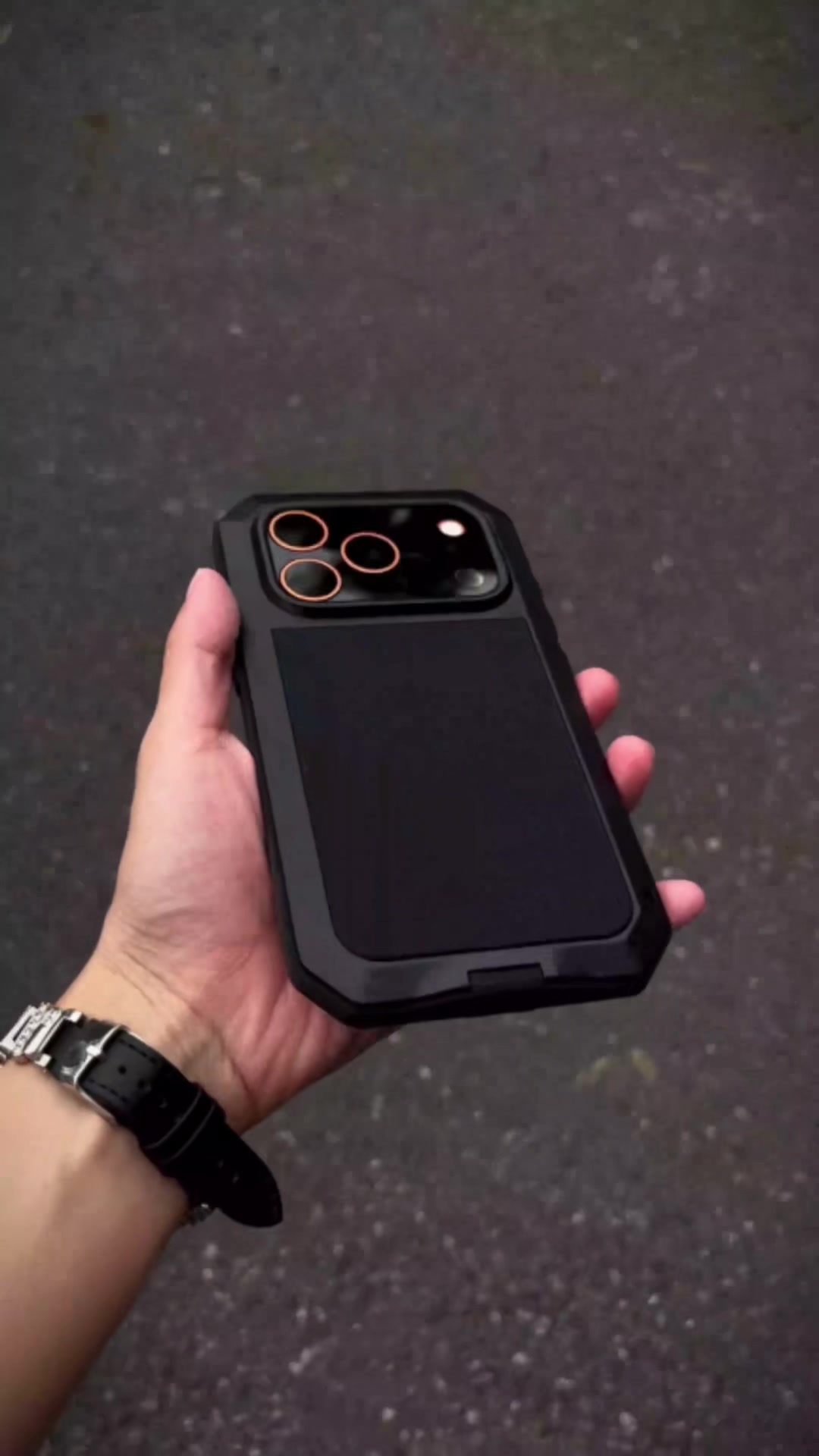 @Dark Case