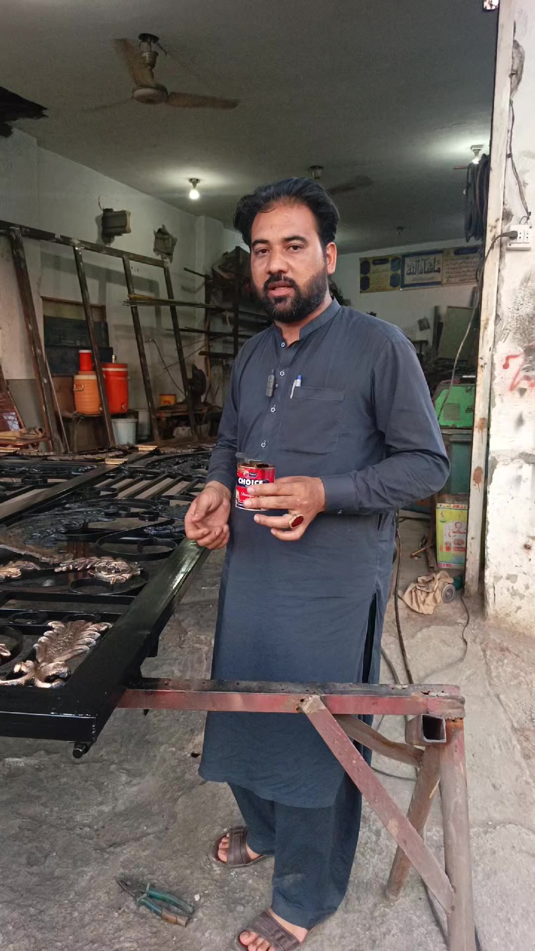 @Abbas khan7373