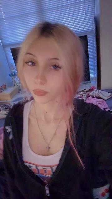 @luvarianna02