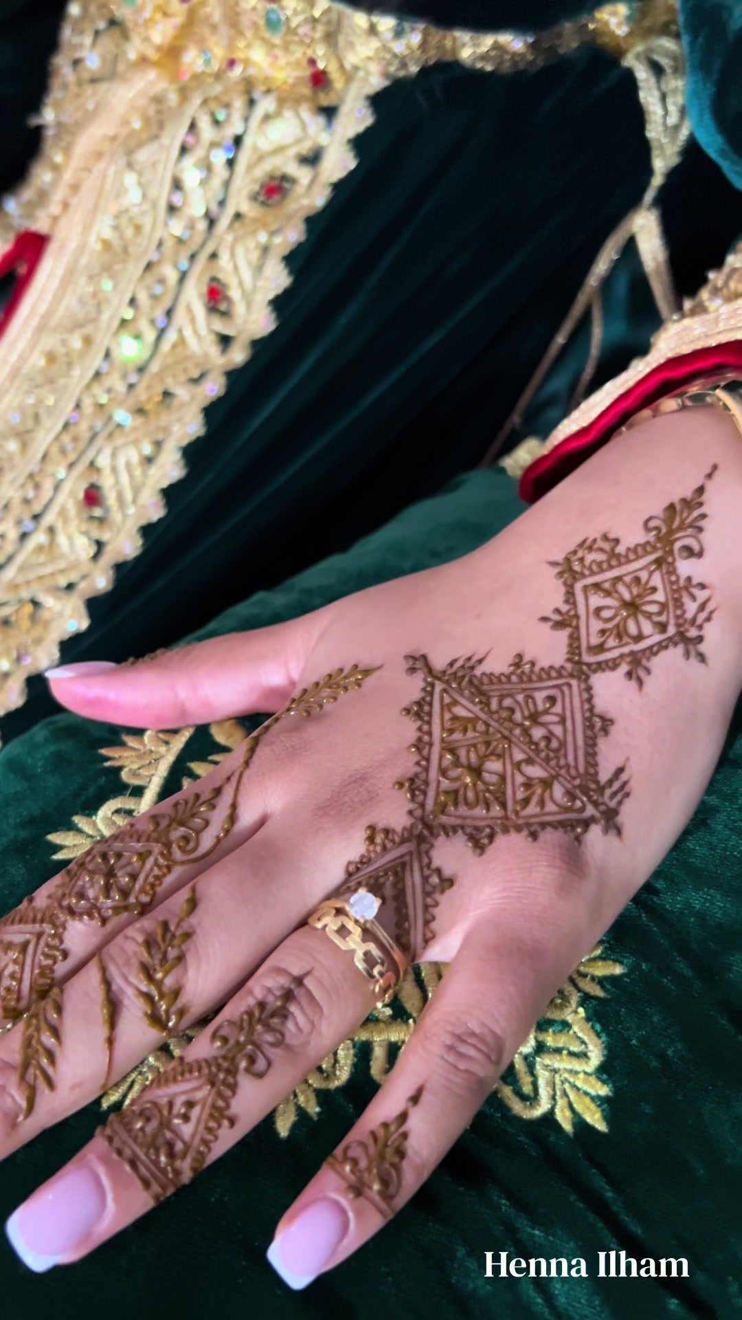 @Henna Ilham