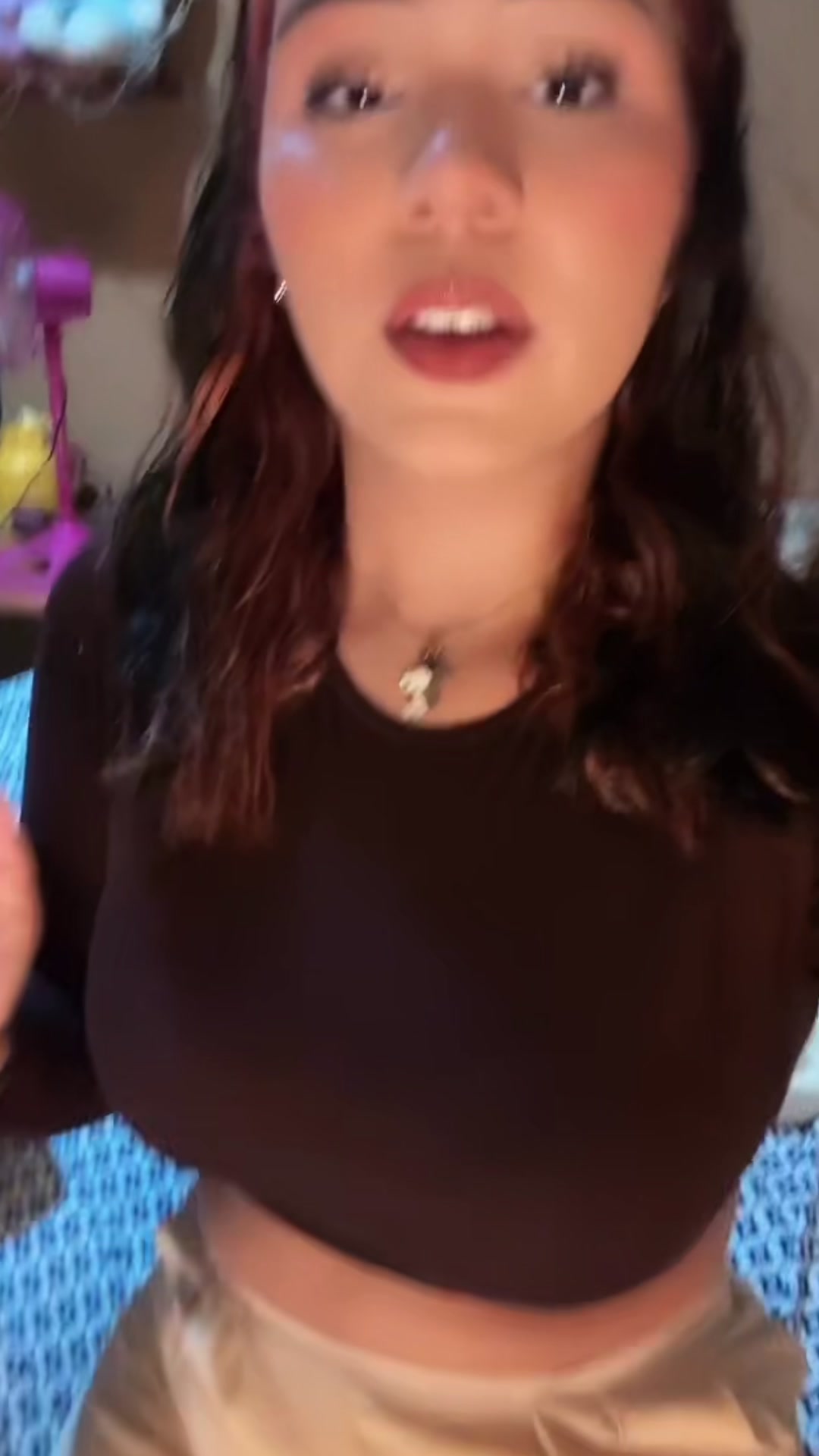 @AV