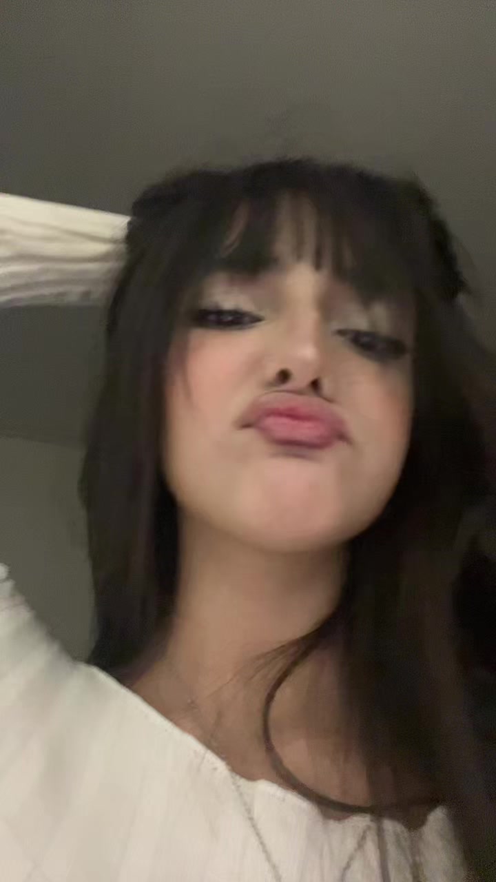 @🐚