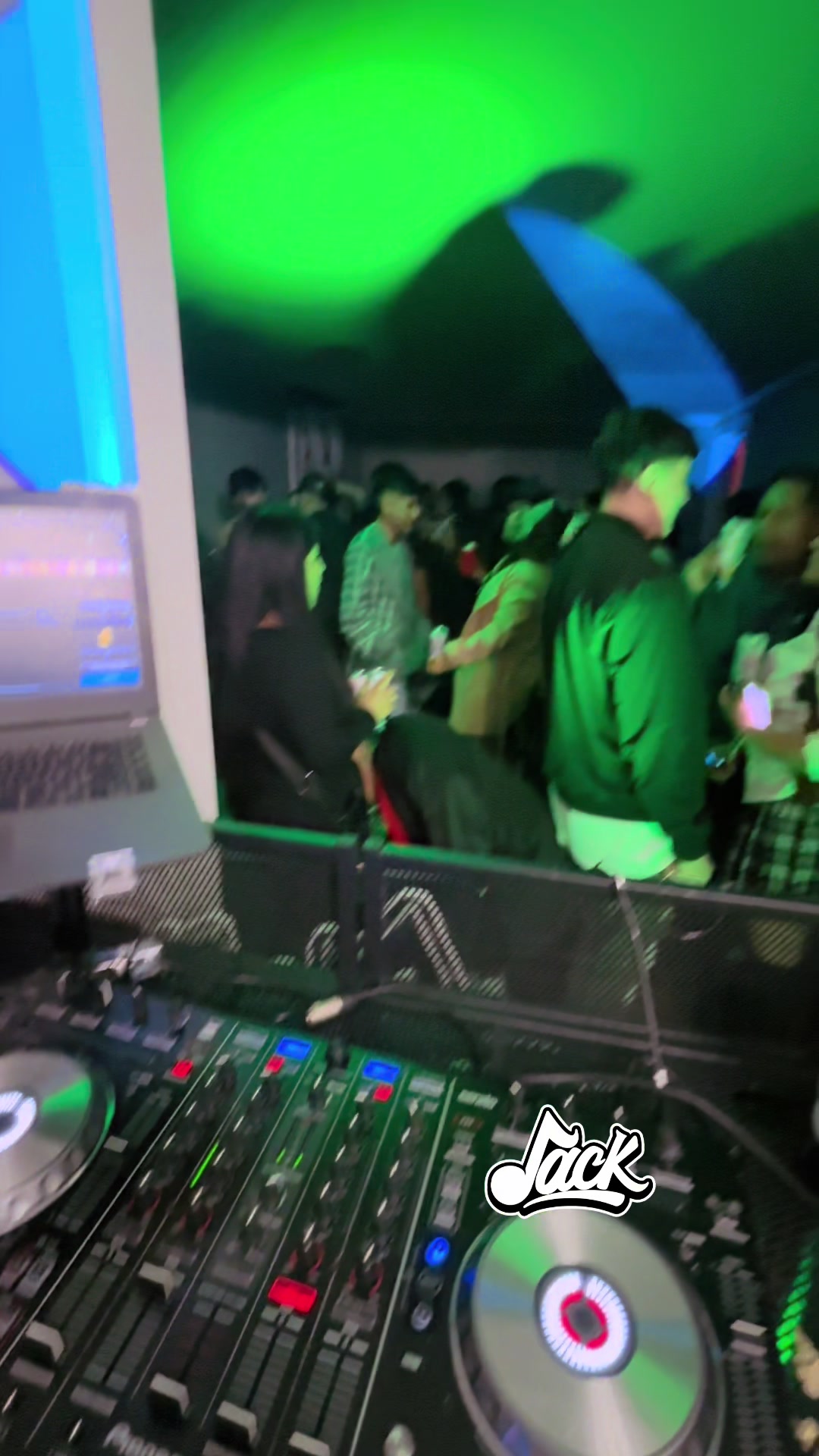 @Irvin Zevallos DJ JACK