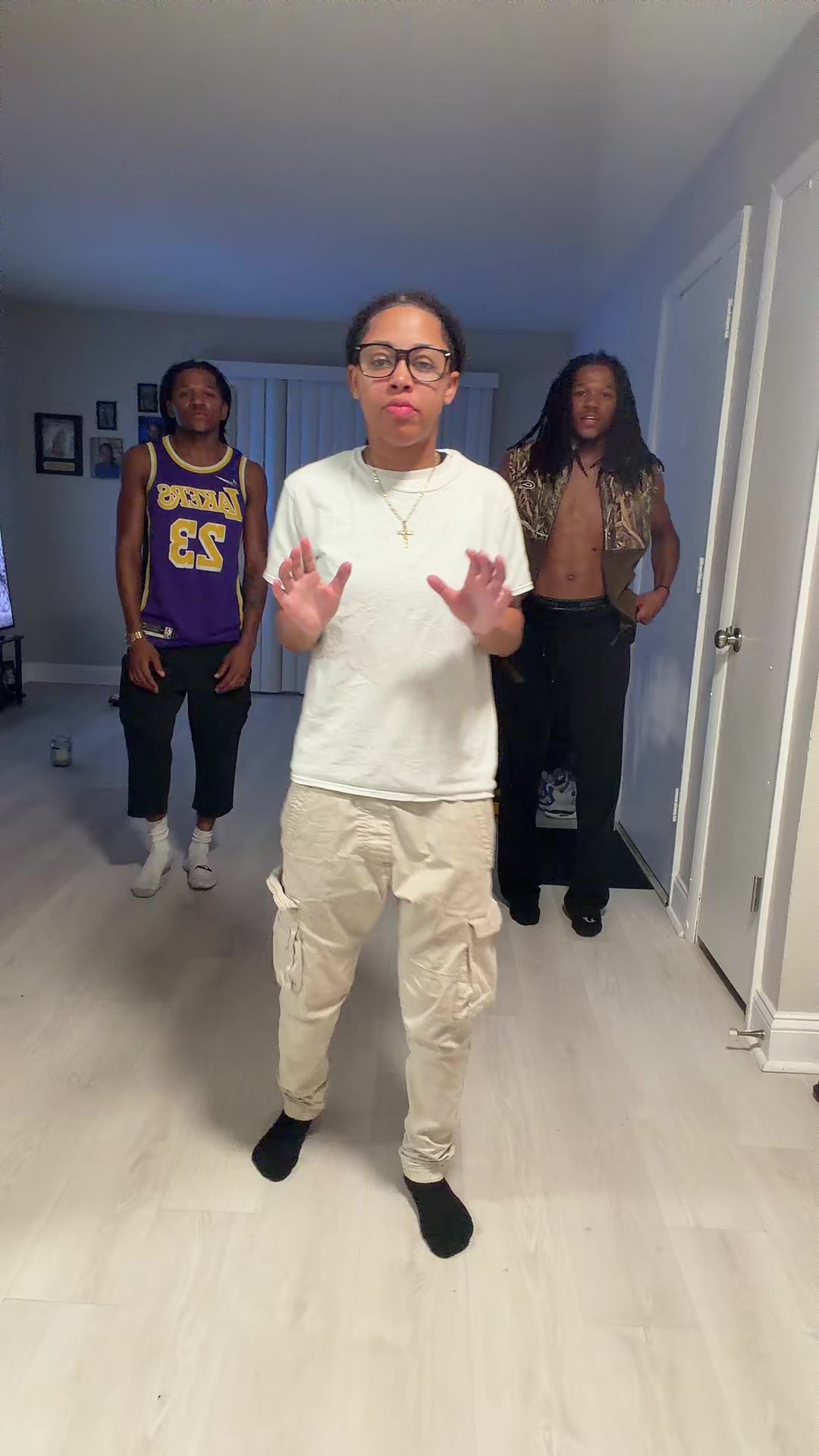 @Ghettotwins_