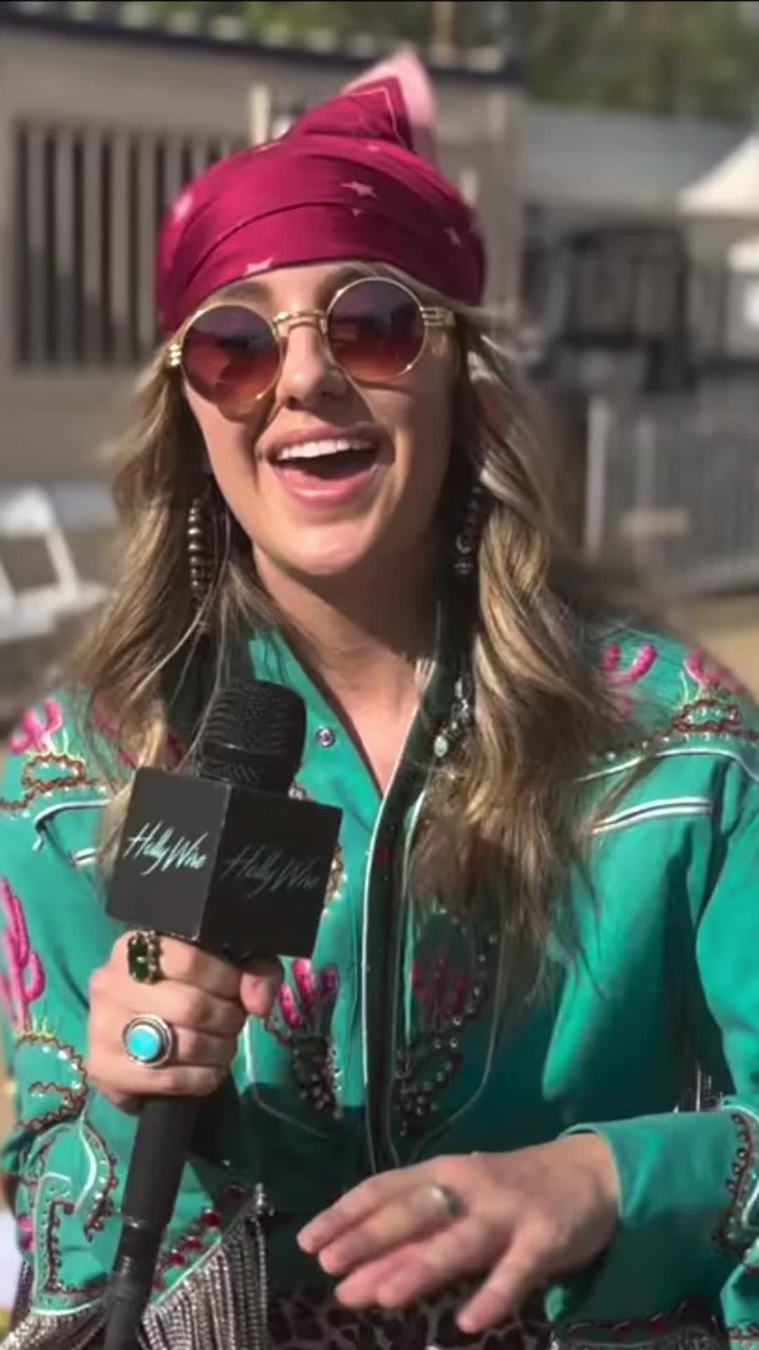 @Hollywire