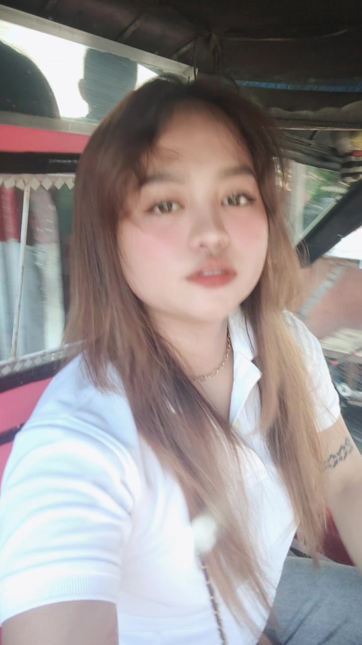 @🦋