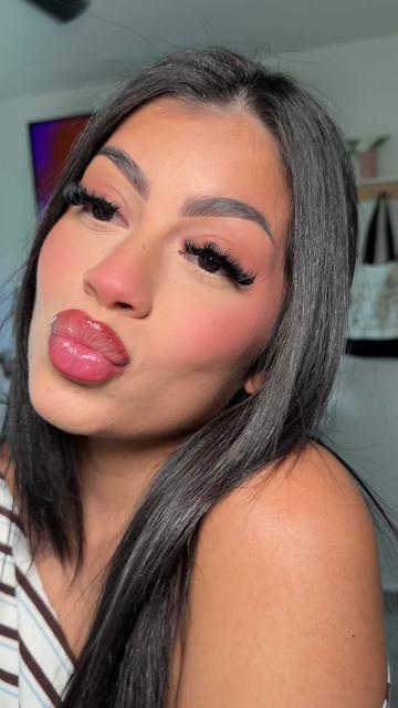 @KIANNA LIZZETTE