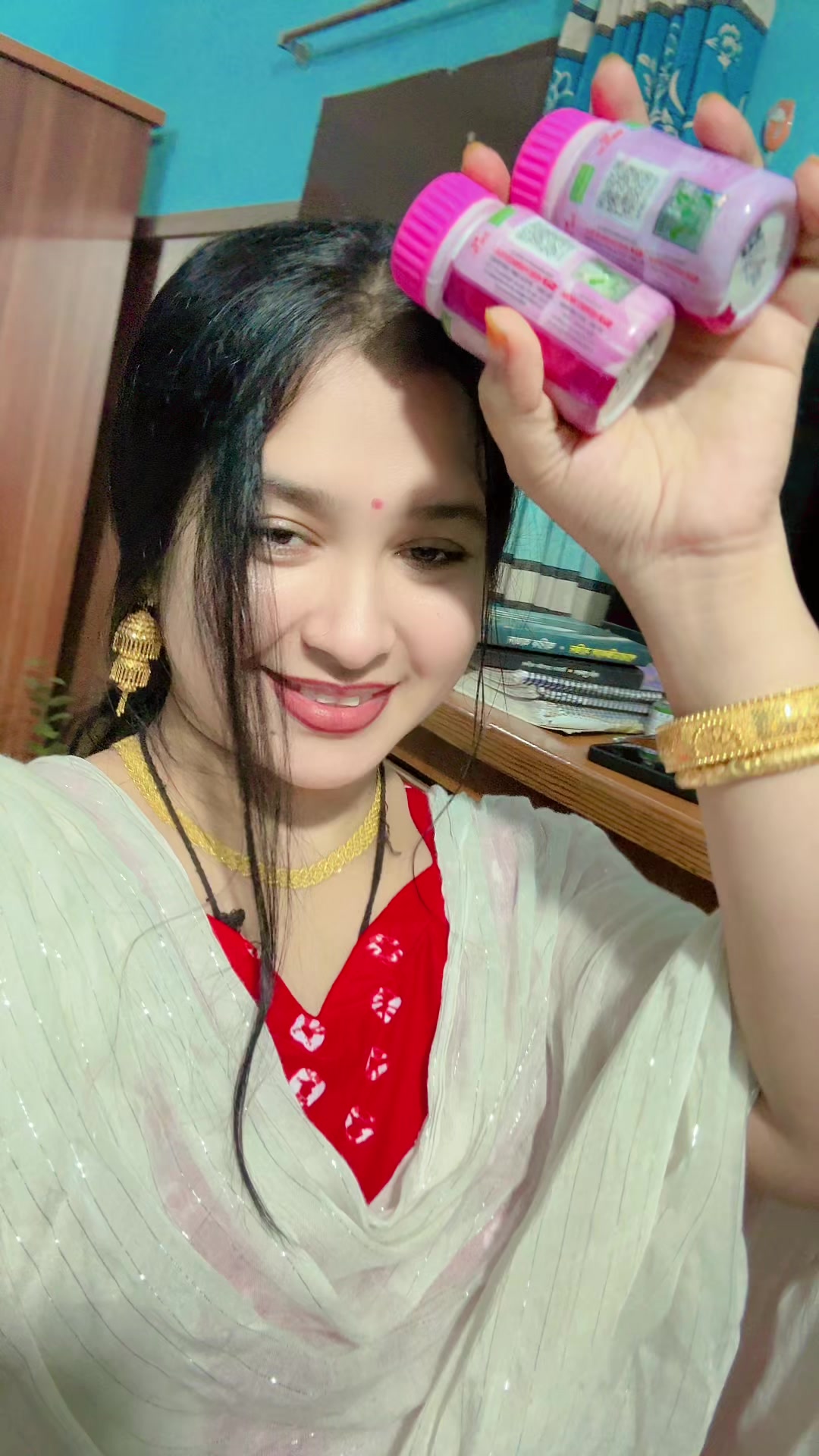 @নূপুর খন্দকার বিউটি পার্লার ✅
