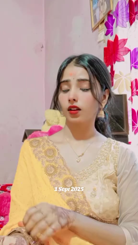 @rakhi thakur🌸🕊️