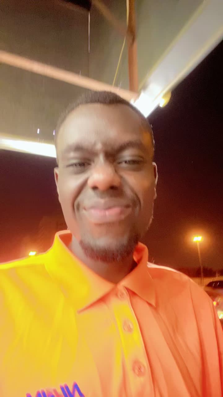 @Mr God Official