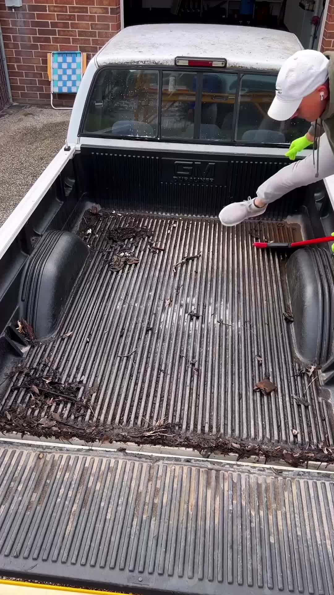 @MARK AUTO