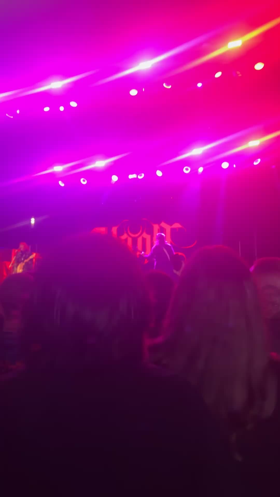 @concert.girl.bri