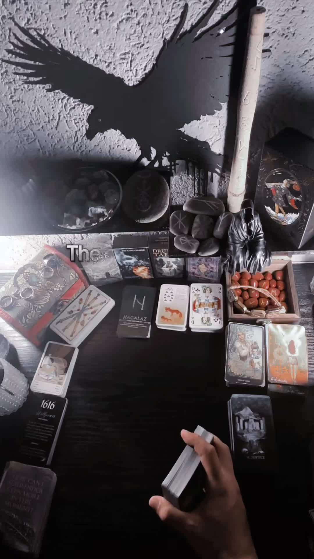 @Nightshade Whispers Tarot