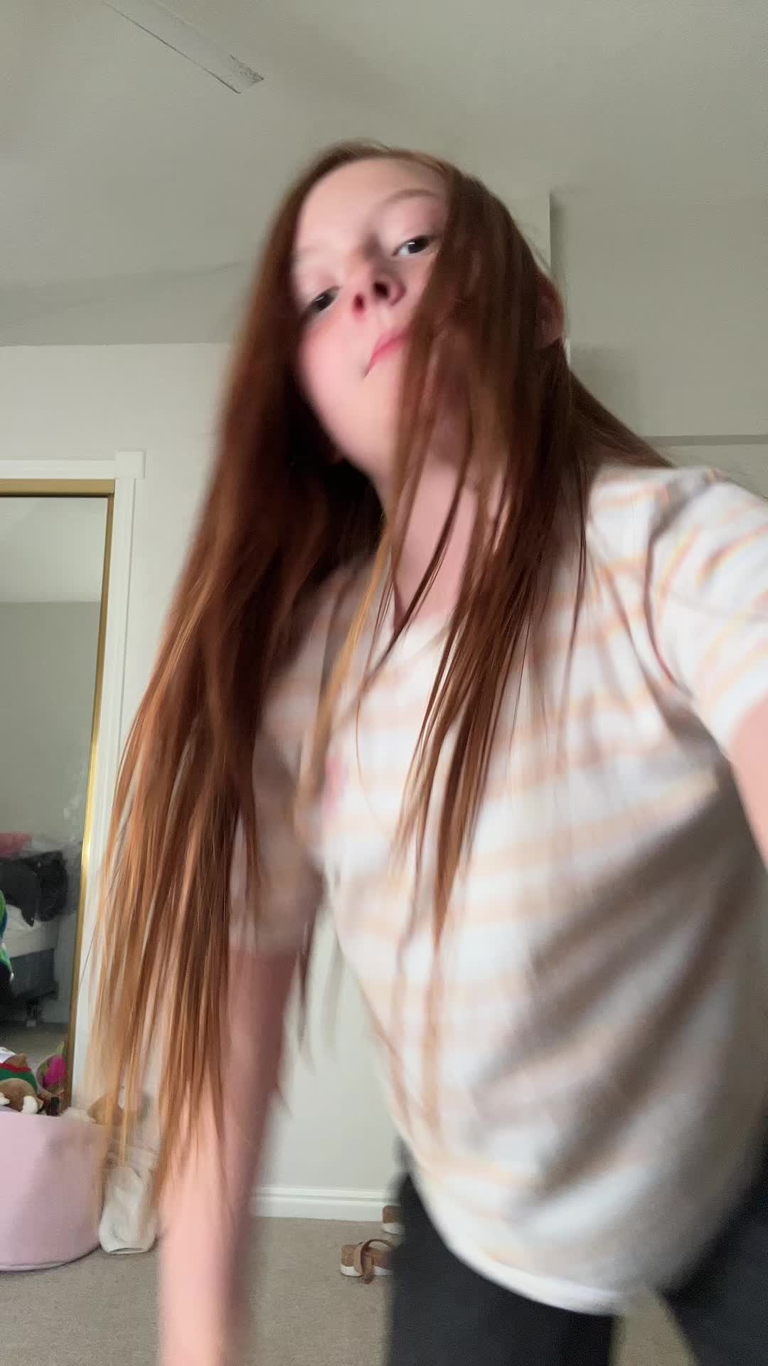 @🫵🏻