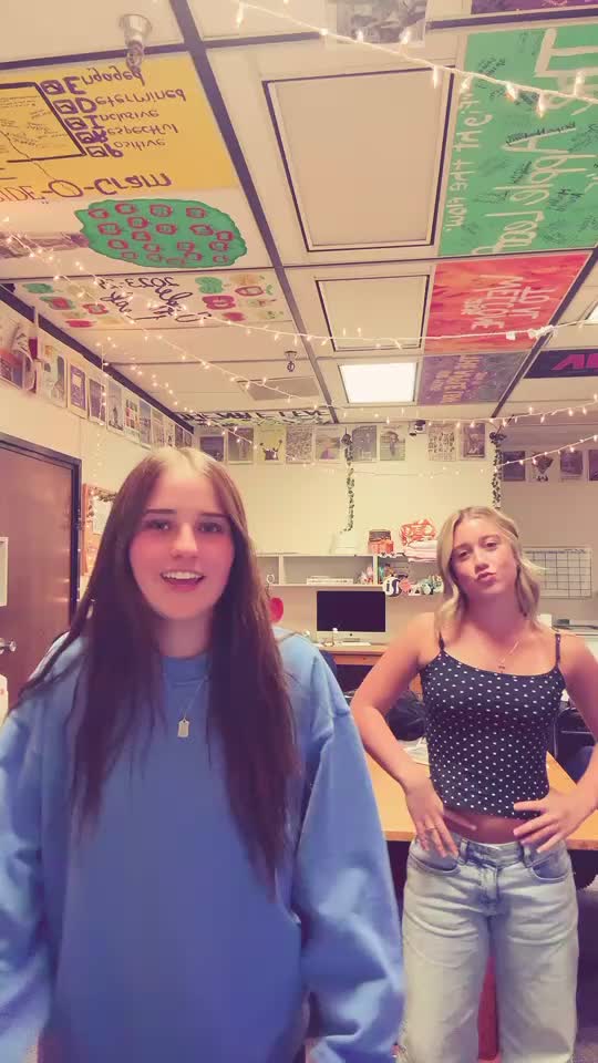 @Betsy👯&zwj;♀️✨