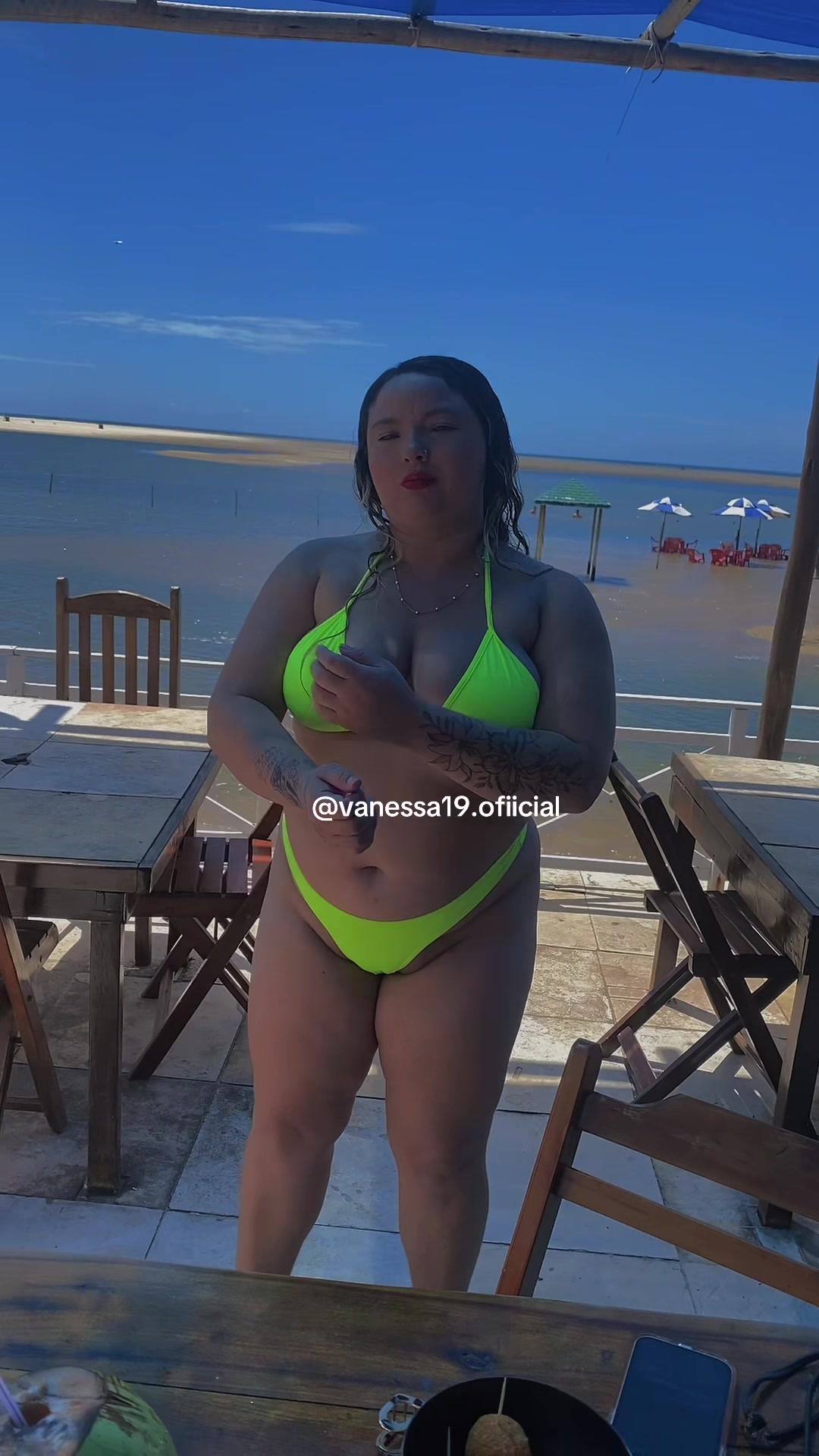 @NESSAZINHA19