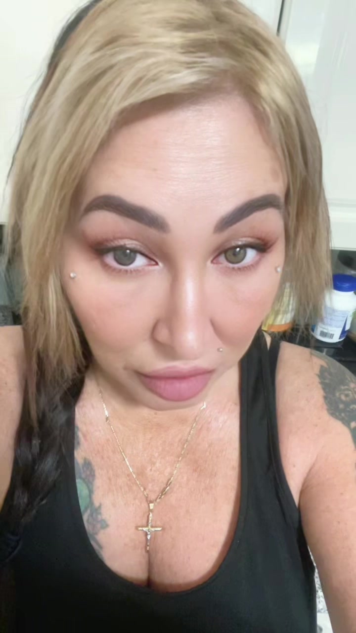 @Italiangirl🇮🇹native🇨🇦🇨🇦