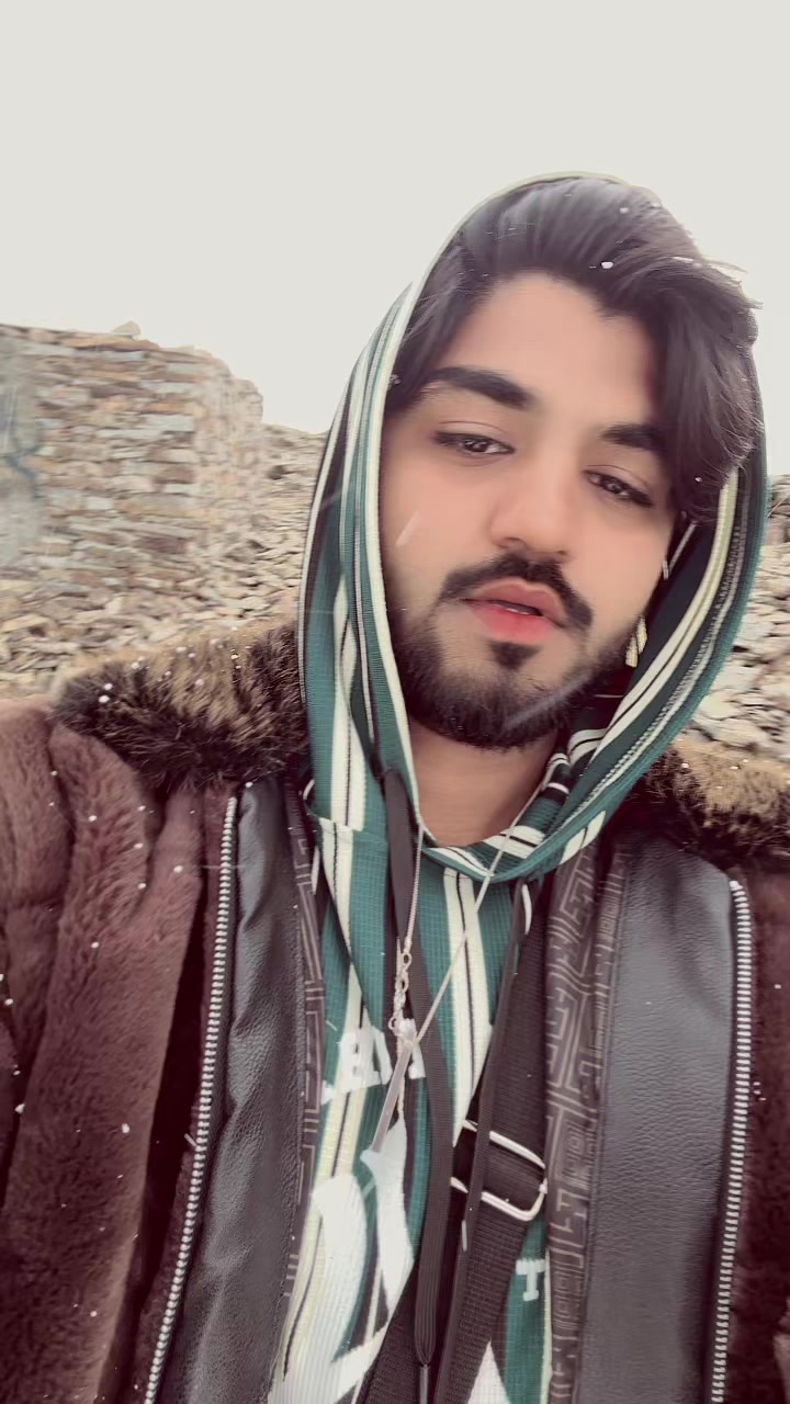 @👀Ă̈نȃ̈S̑̈ 🌸