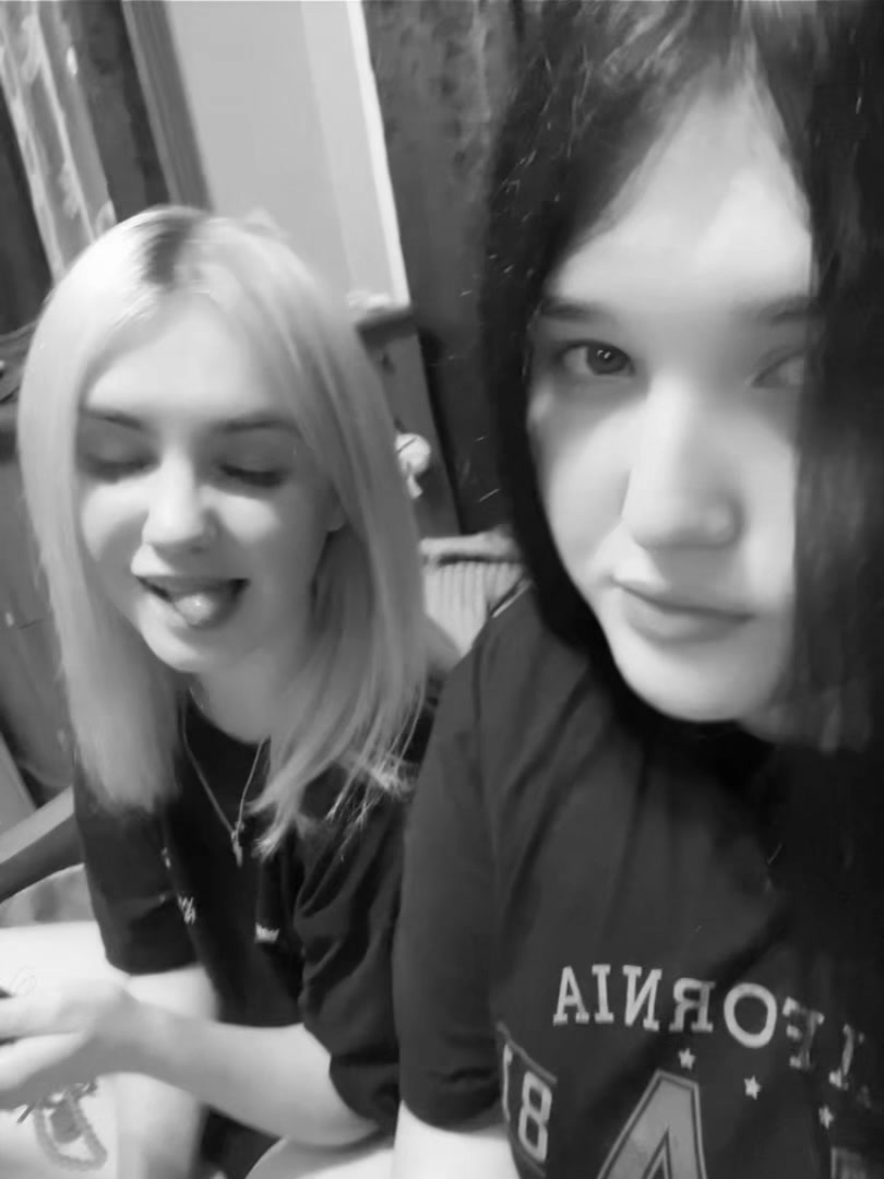 @𝐸𝑙𝑖𝑠🫦