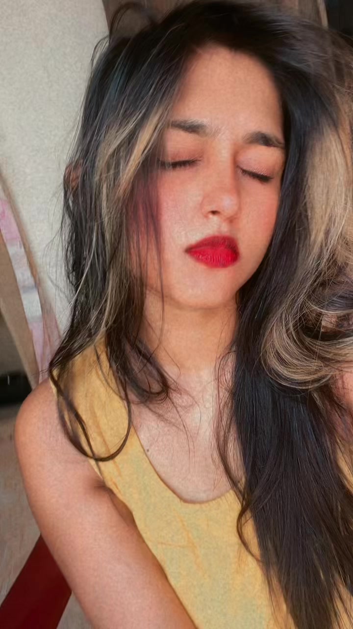 @D_L_sHA🤍💫