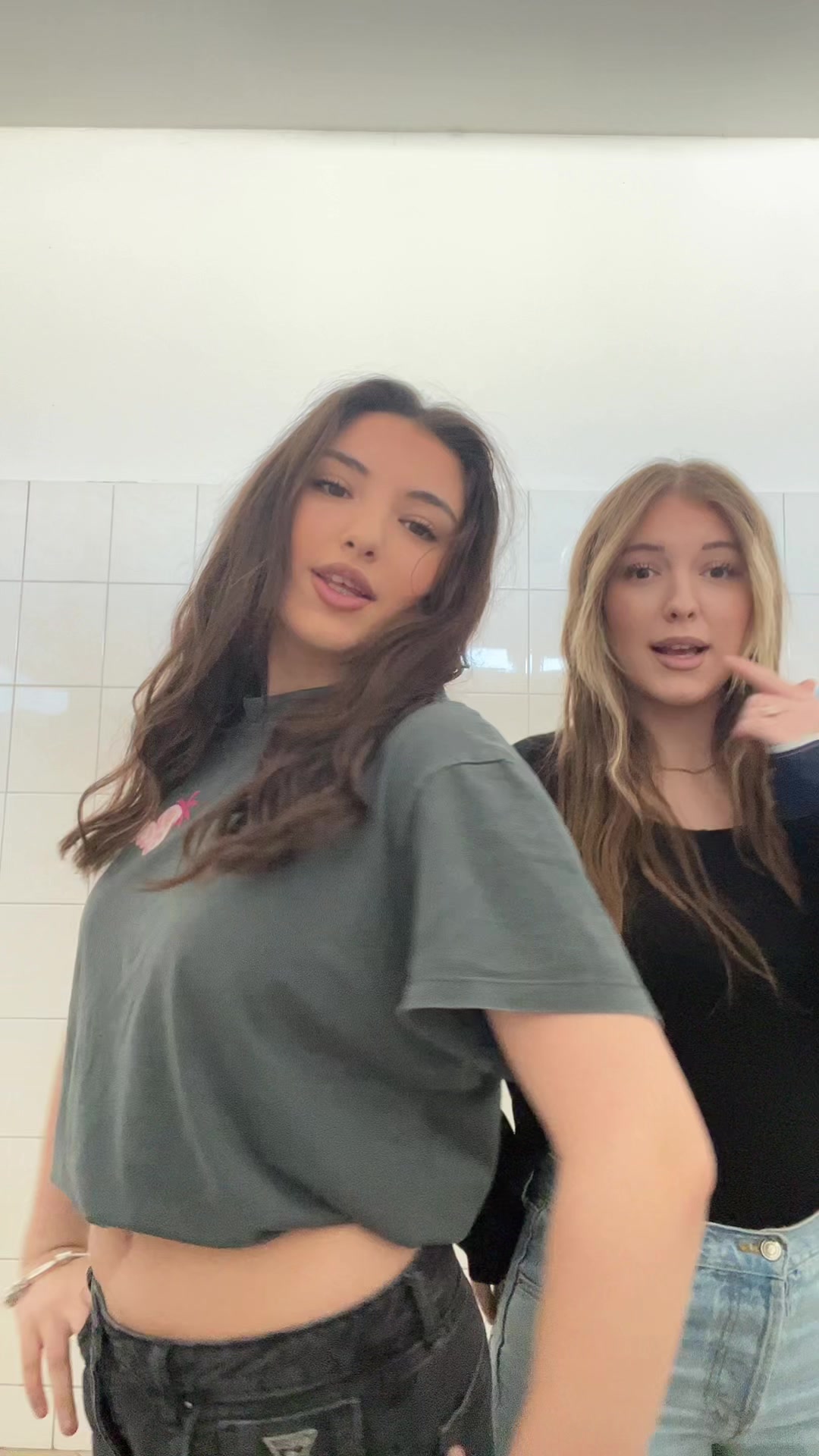 @AMRA