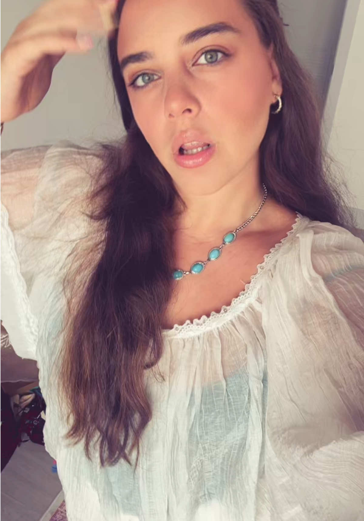 @bybellafin