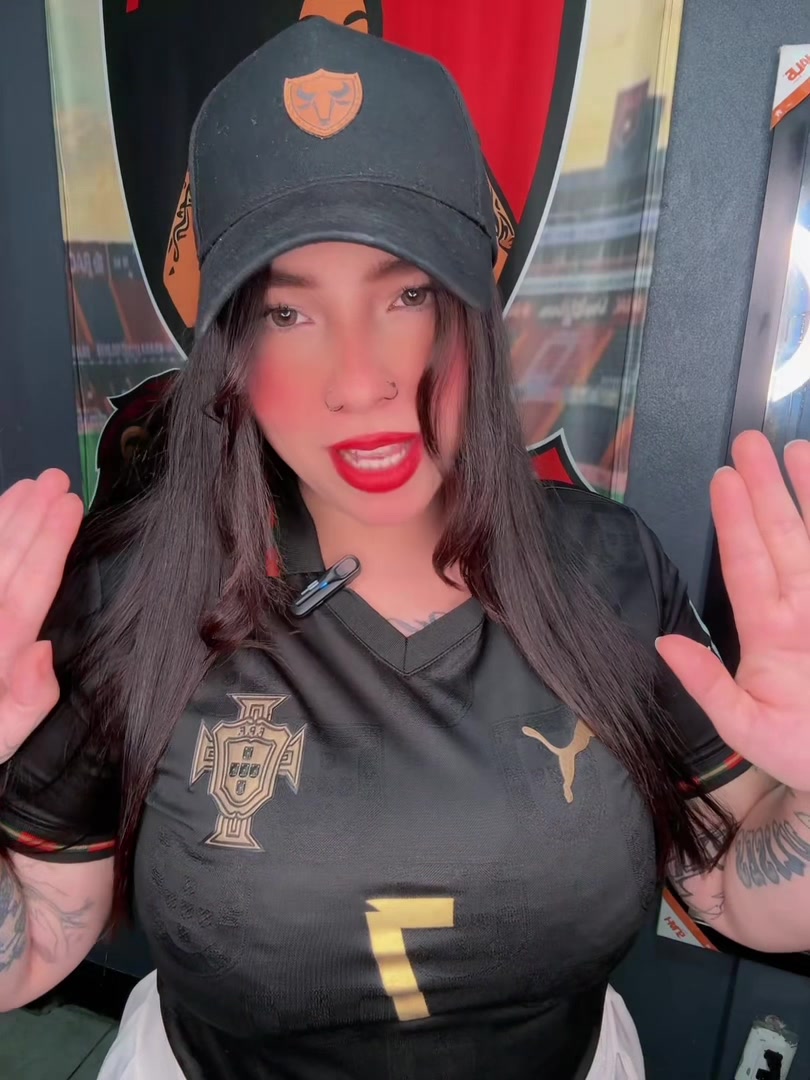 @❤️INSOPORTABLE ROJINEGRA🖤