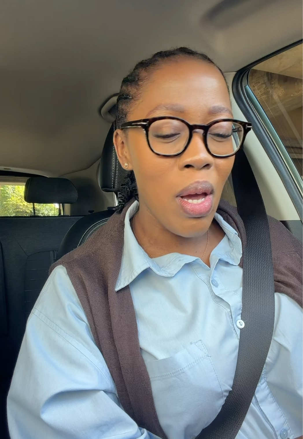 @Tlhogi 💜