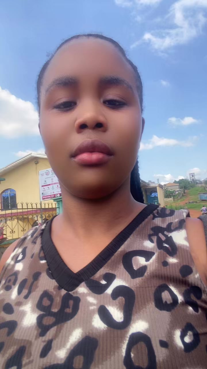 @marie claire 237