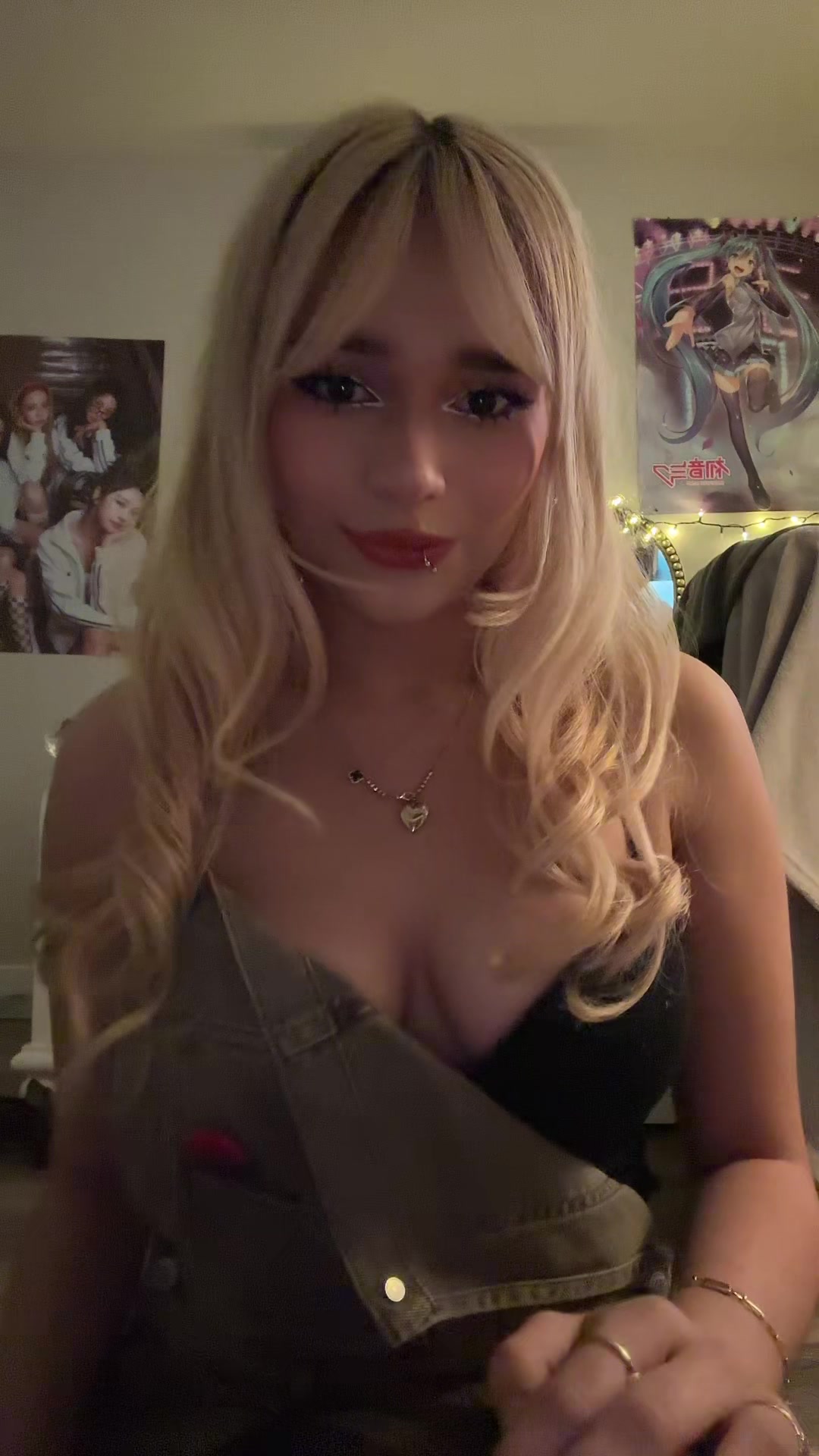 @dinopawwz