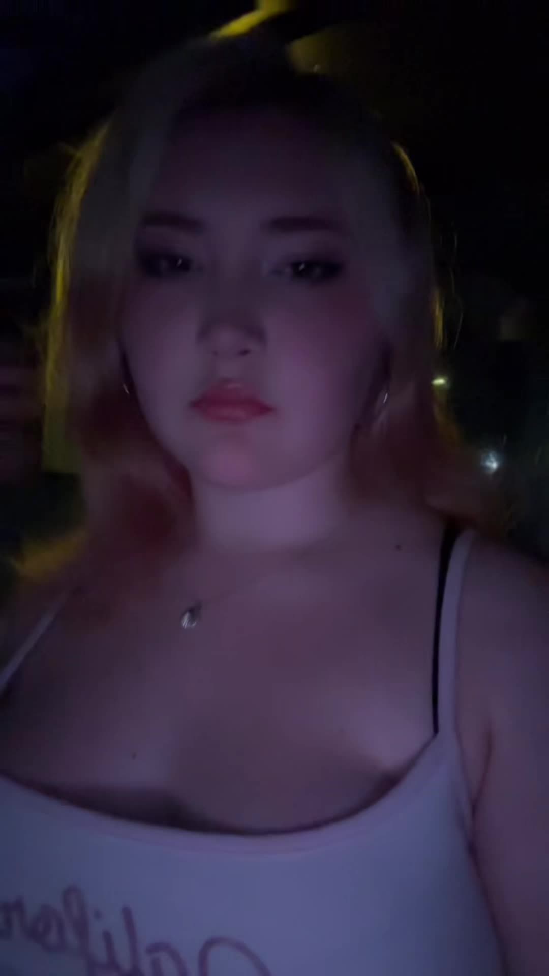 @🐅🌺