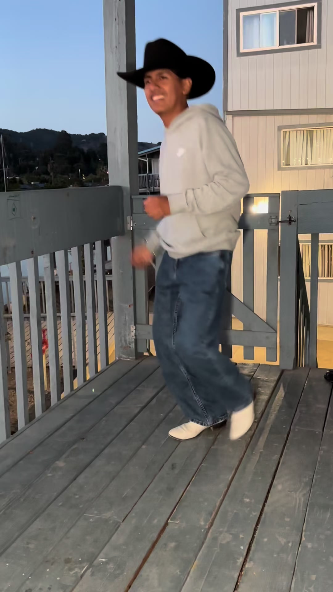 @elcompaalex19