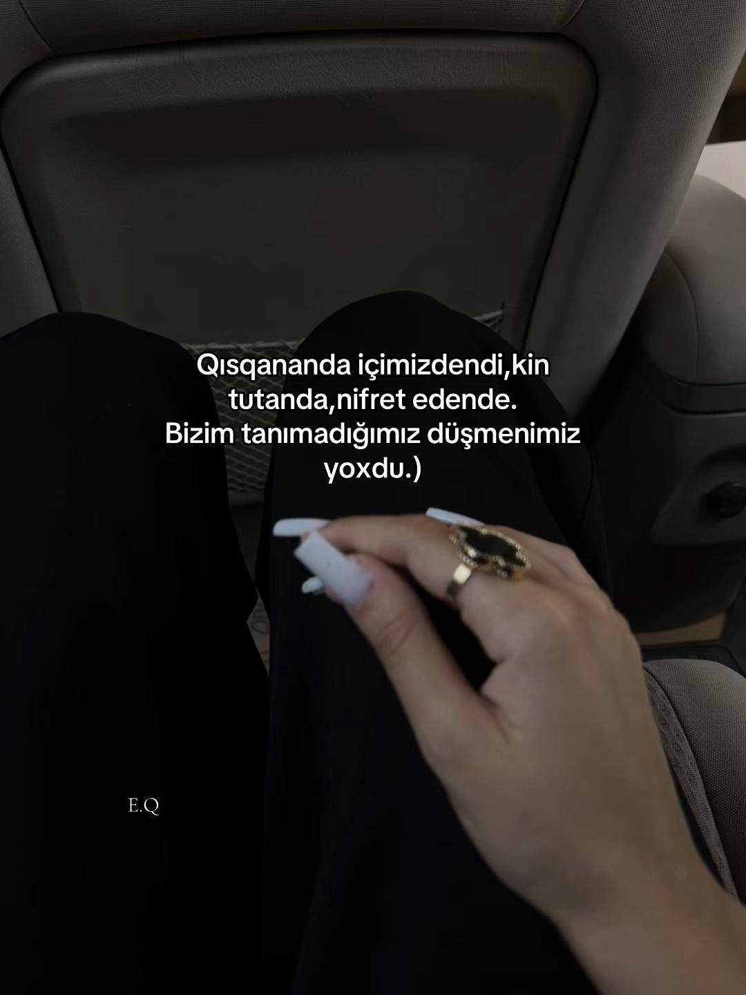 @𓄂ℰ𝓁𝓁𝒶