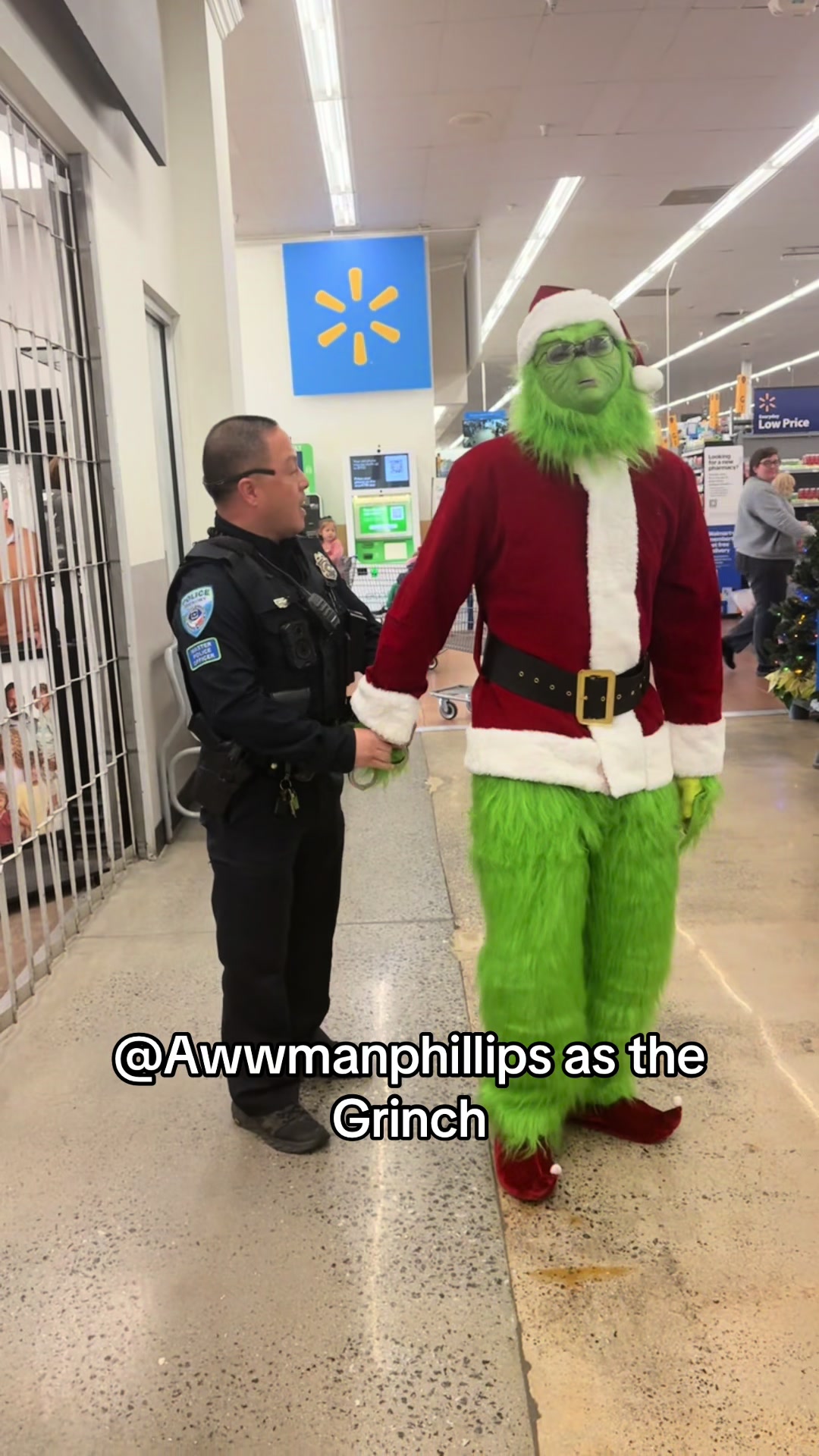@AwwManPhillips