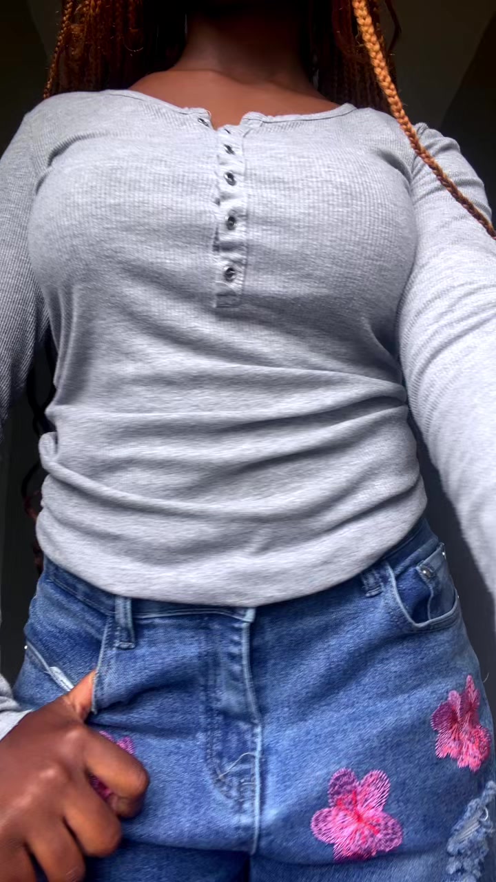 @Tinaa