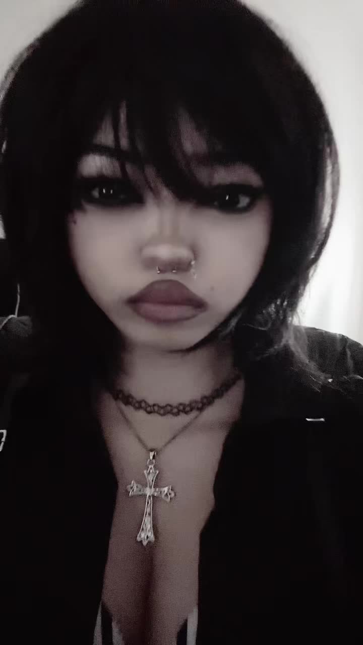 @♱ alana ♱